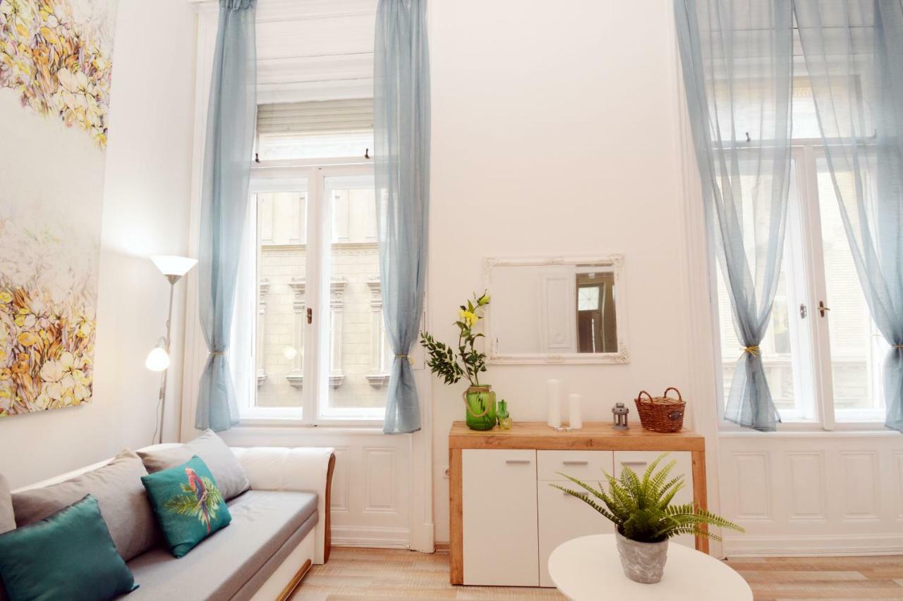 Lillybeth City Center Apartments Budapest Eksteriør billede