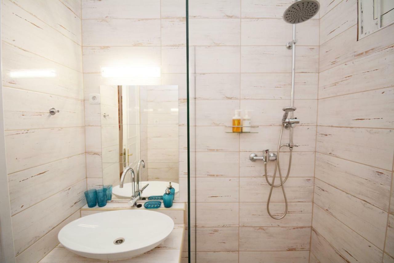 Lillybeth City Center Apartments Budapest Eksteriør billede