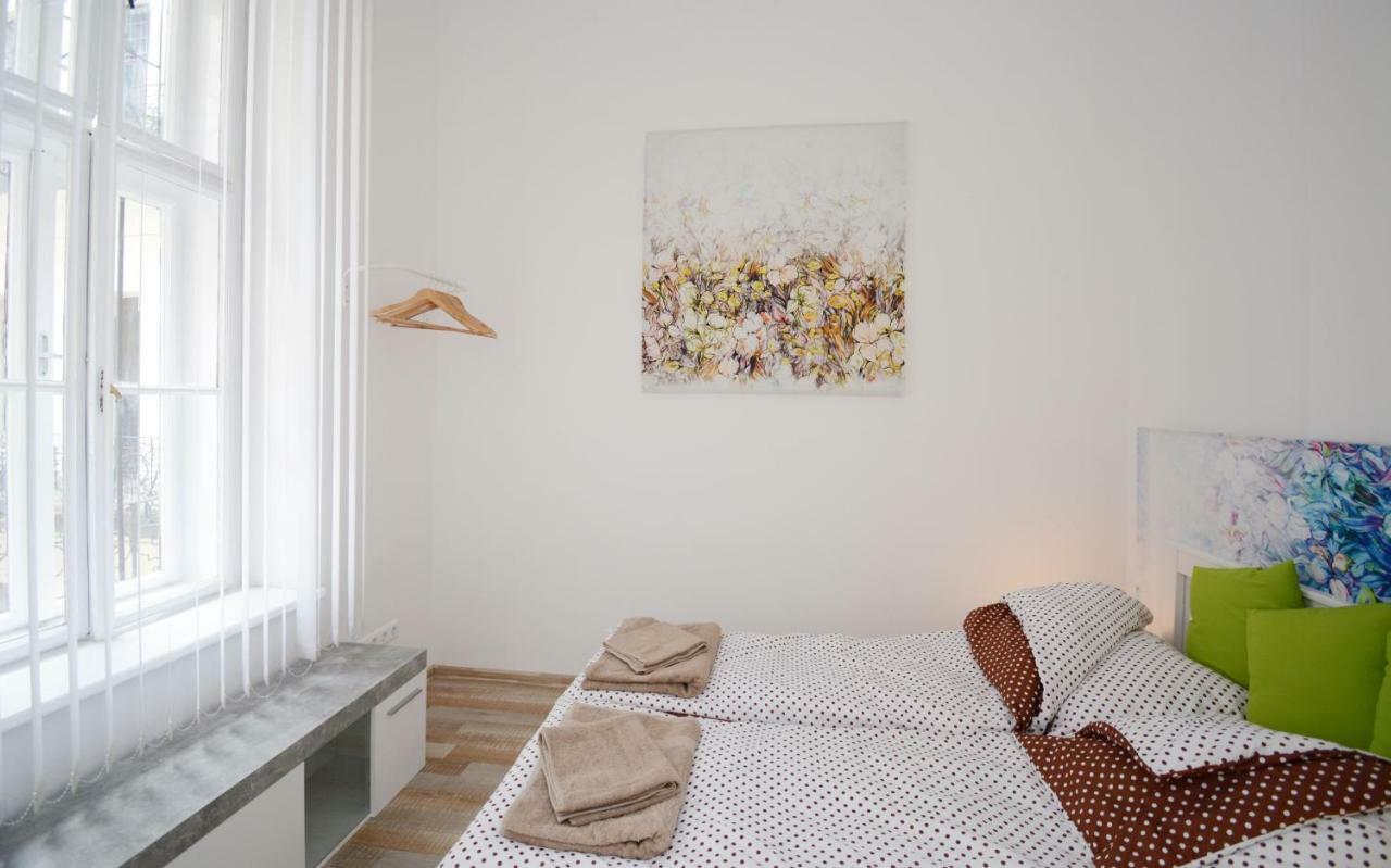 Lillybeth City Center Apartments Budapest Eksteriør billede
